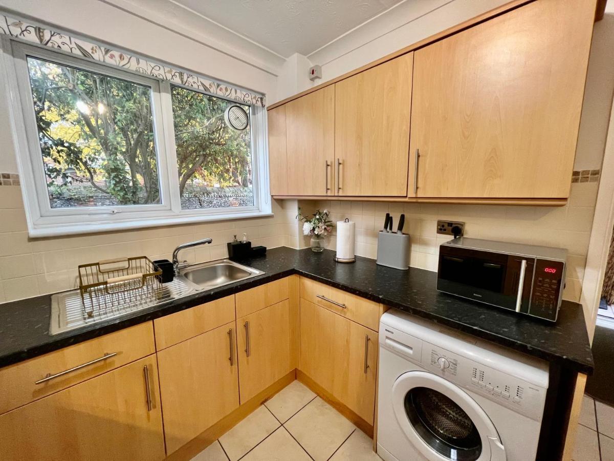 Fig Tree House Flat 1 Apartment